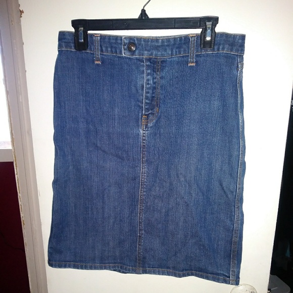 Midi Denim Gap Skirt - Picture 2 of 5